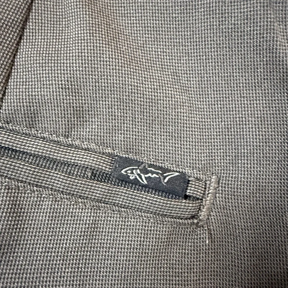 Greg Norman Golf Shorts Mens‎ 42 Gray Performance Flat Front Casual Stretch